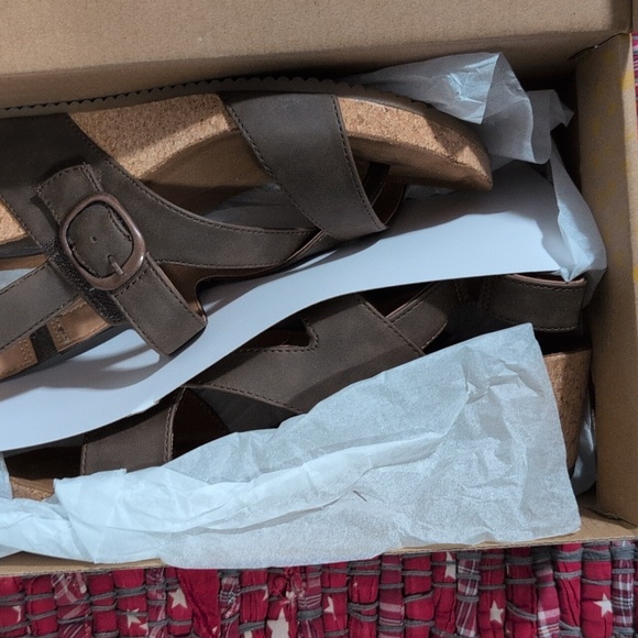 Eurosoft Sandals - Picture 4 of 4